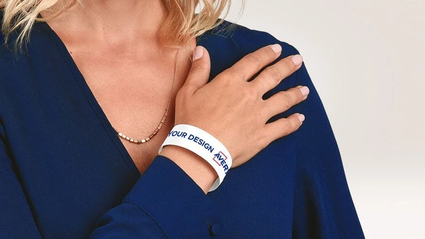 Περικάρπια ονομάτων με λογότυπο Avery