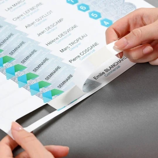 Αποκόλληση των ετικετών από το φύλλο