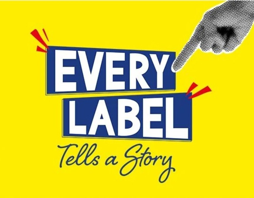 Η εικόνα δείχνει τις λέξεις "Every Label Tells A Story" σε κίτρινο φόντο